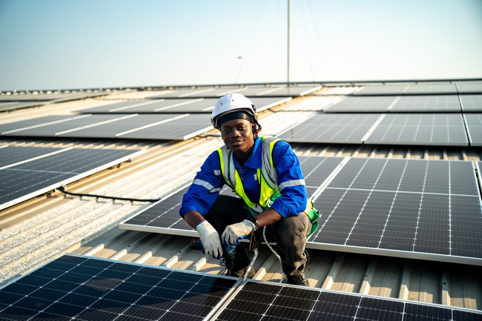Installation professionnelle de panneaux solaires